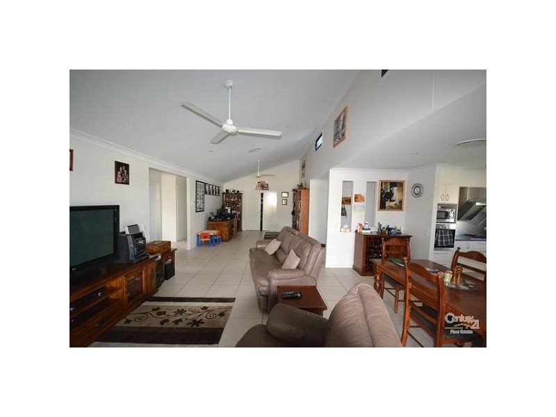 22 Norton Court, Moranbah QLD 4744