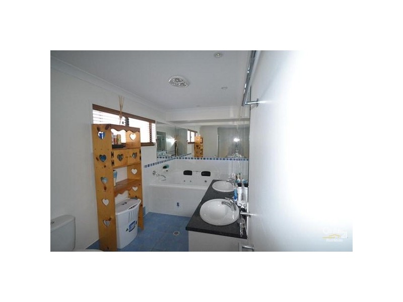 22 Norton Court, Moranbah QLD 4744