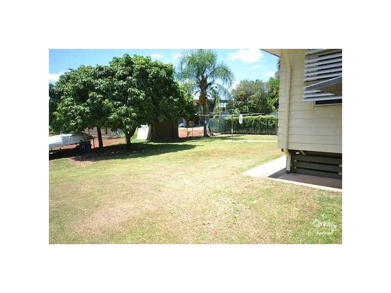 2 Clements Street, Moranbah QLD 4744
