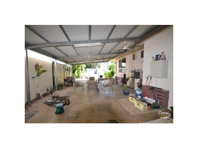 7 Cook Court, Moranbah QLD 4744