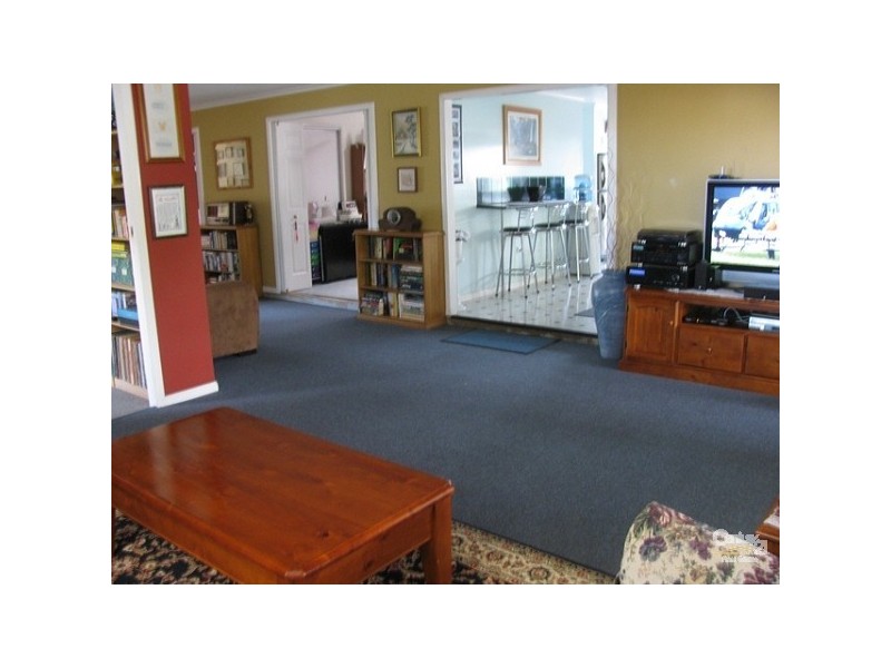 212 Bedford Road, Andergrove QLD 4740