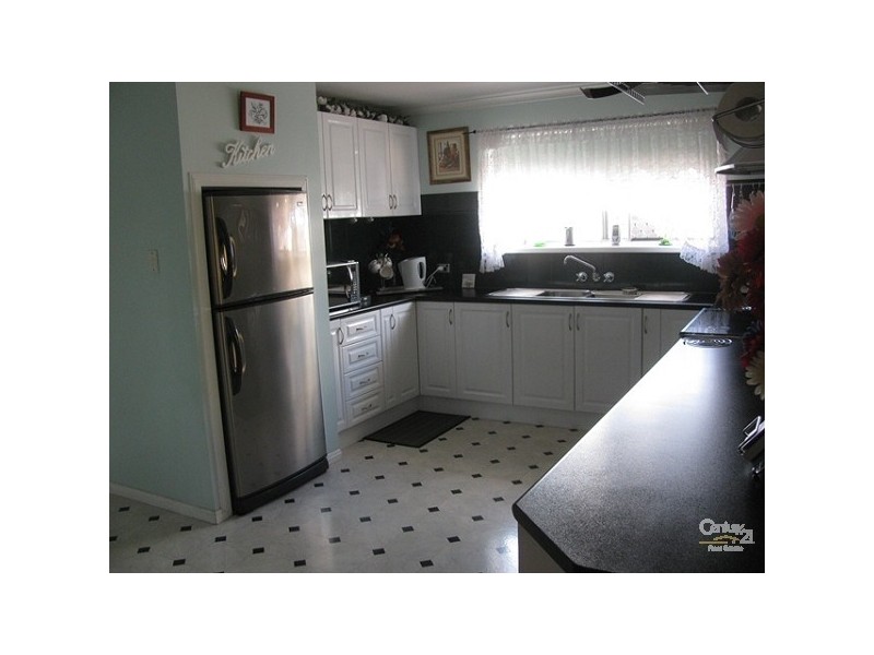 212 Bedford Road, Andergrove QLD 4740