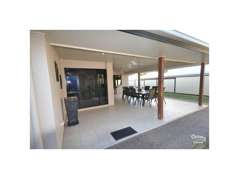 11 Turvey Court, Moranbah QLD 4744