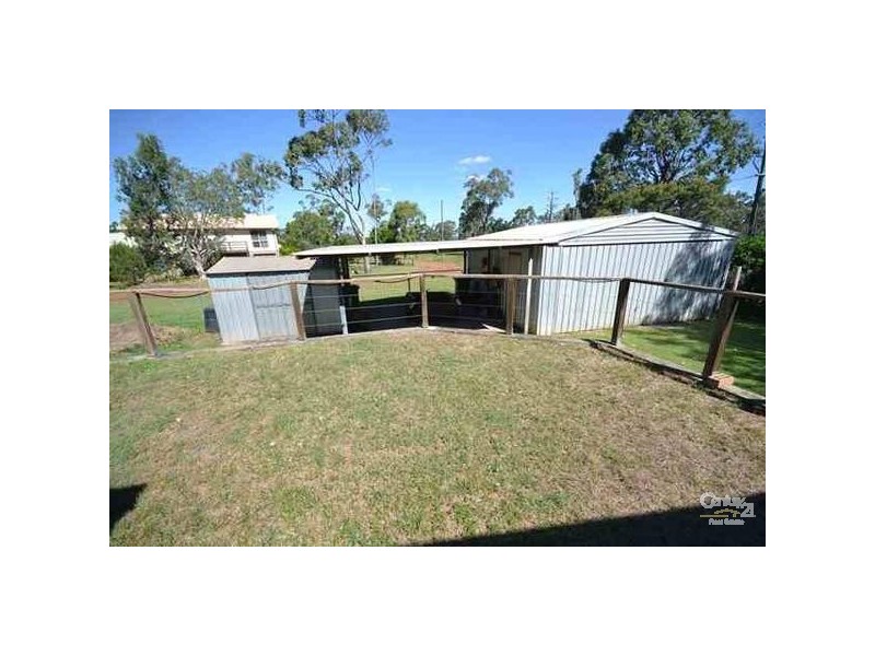 86 McCool Street, Moranbah QLD 4744