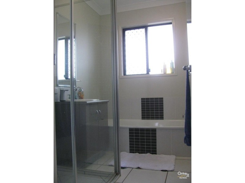 31 Turnbuckle Street, Shoal Point QLD 4750