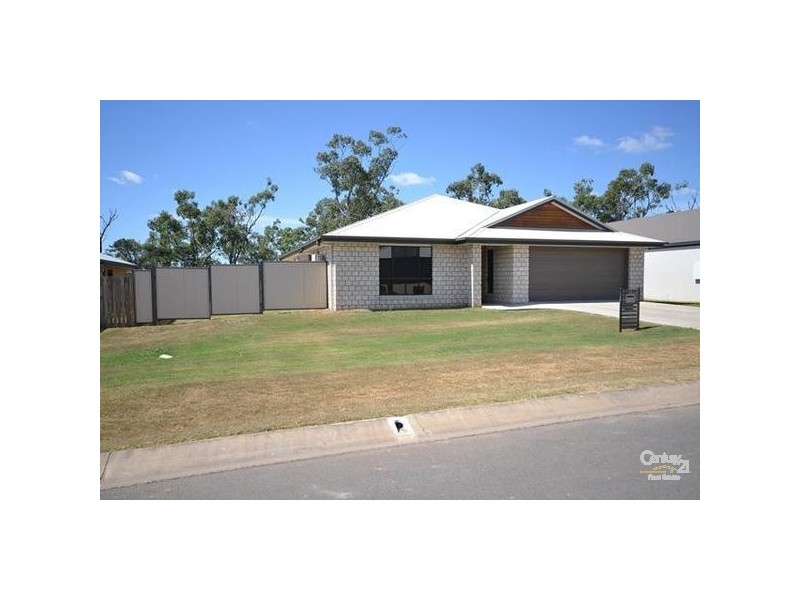 24 Lambert Drive, Moranbah QLD 4744