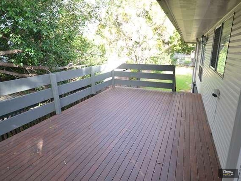 15 Kennedy Drive, Moranbah QLD 4744