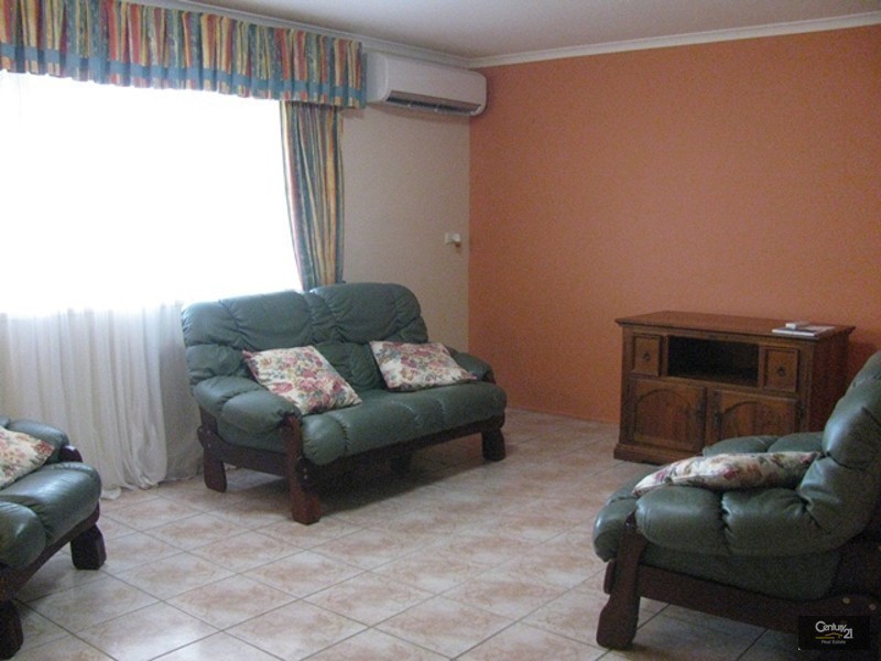 32 Phillip Street, Mount Pleasant QLD 4740