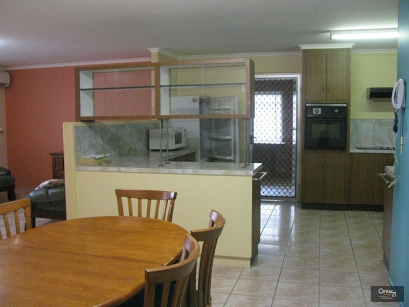 32 Phillip Street, Mount Pleasant QLD 4740