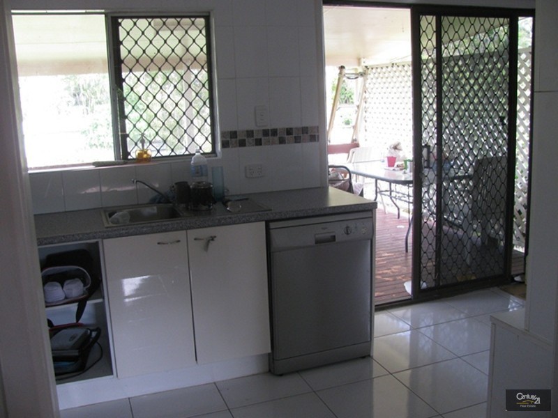 2 Warrener Street, Andergrove QLD 4740