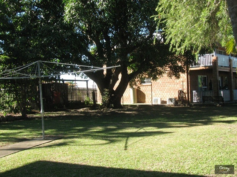 20 Davey Street, Glenella QLD 4740