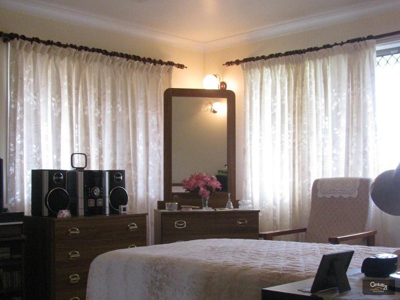 5 Begonia Court, Beaconsfield QLD 4740