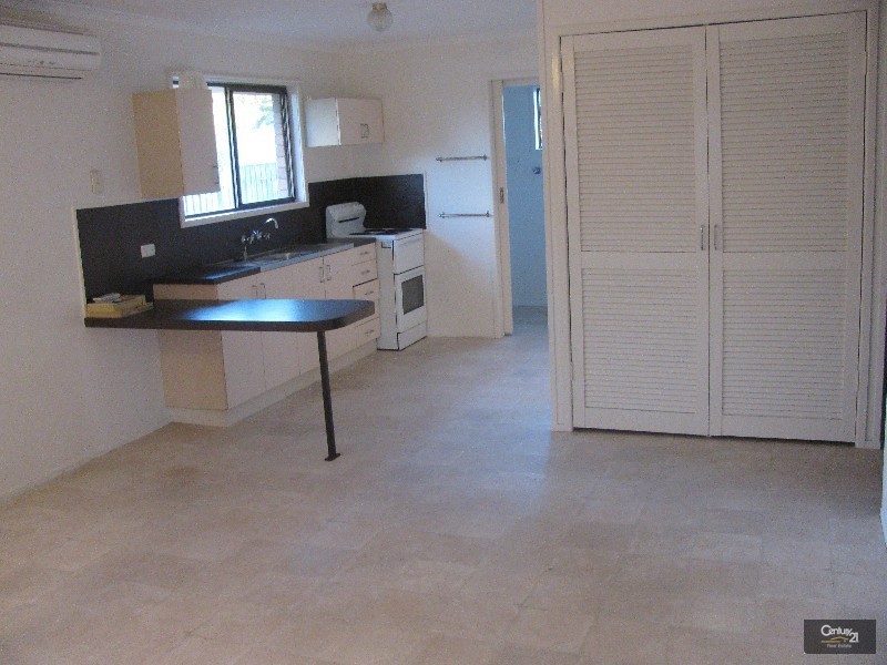 5 Honeysuckle Street, Andergrove QLD 4740