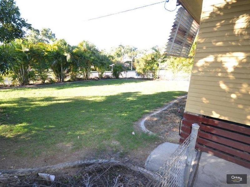 15 Laver Street, Moranbah QLD 4744