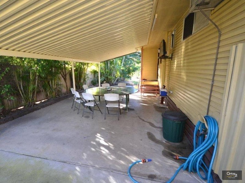 15 Laver Street, Moranbah QLD 4744