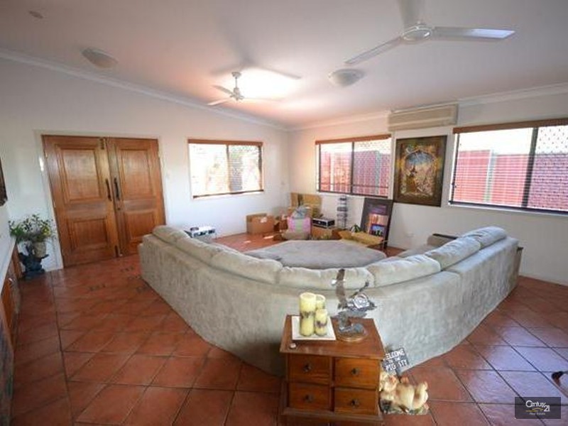 108 Mills Avenue, Moranbah QLD 4744