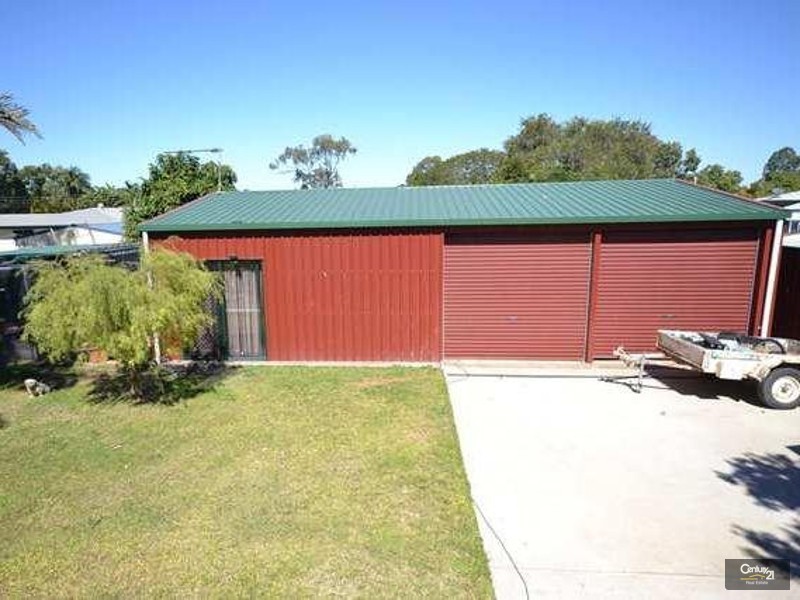 108 Mills Avenue, Moranbah QLD 4744