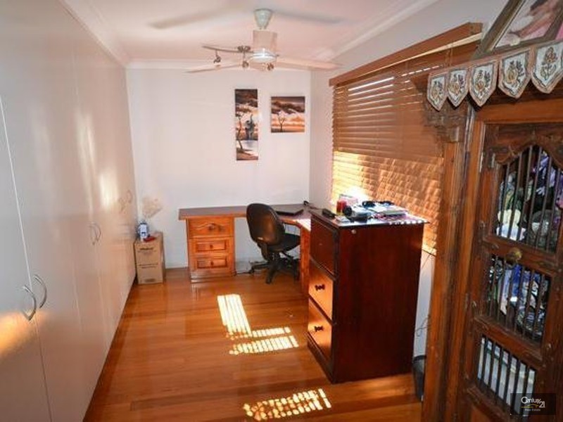 108 Mills Avenue, Moranbah QLD 4744