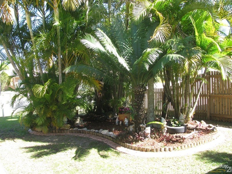 5 Chappell Court, Glenella QLD 4740