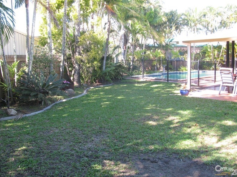 5 Chappell Court, Glenella QLD 4740