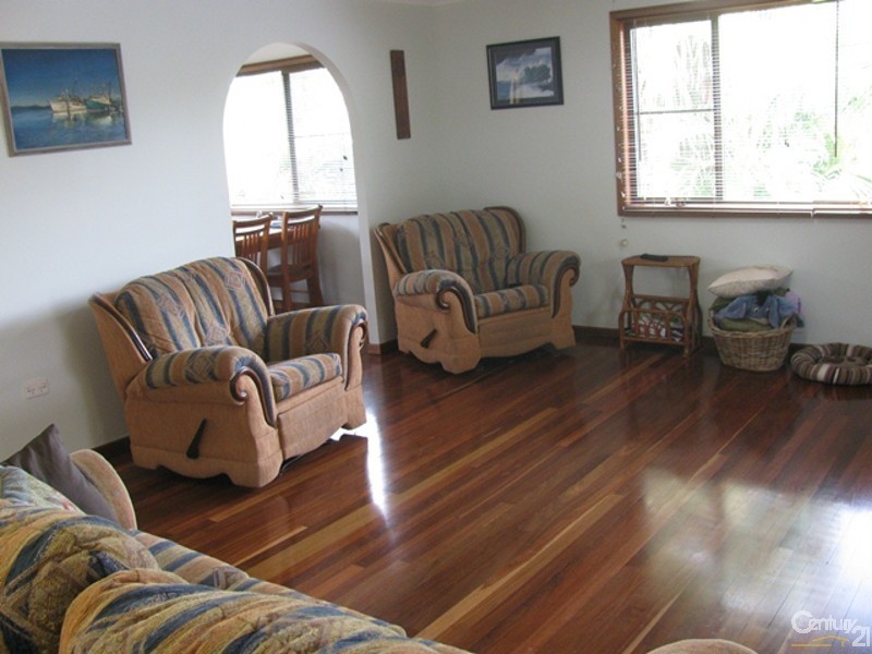 5 Hillside Terrace, Mount Pleasant QLD 4740