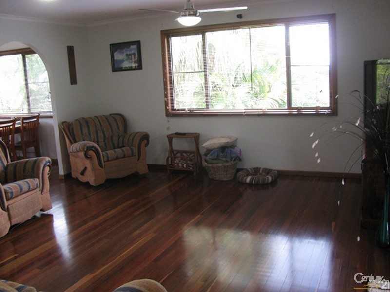 5 Hillside Terrace, Mount Pleasant QLD 4740