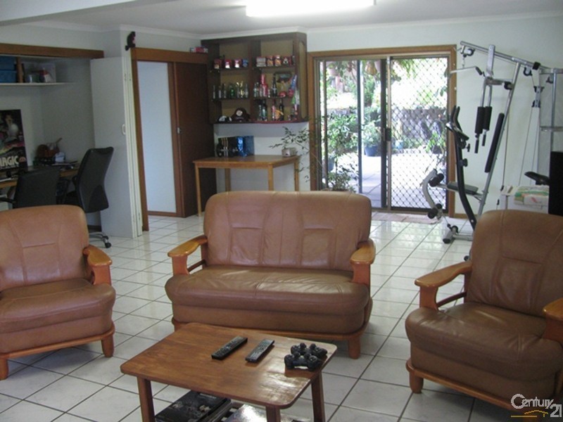 5 Hillside Terrace, Mount Pleasant QLD 4740