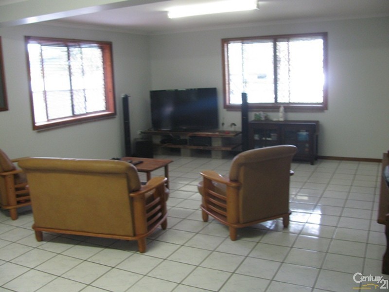 5 Hillside Terrace, Mount Pleasant QLD 4740