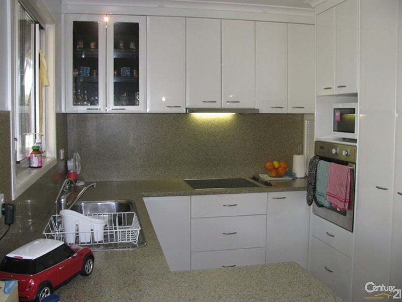 22 Viola Street, Glenella QLD 4740