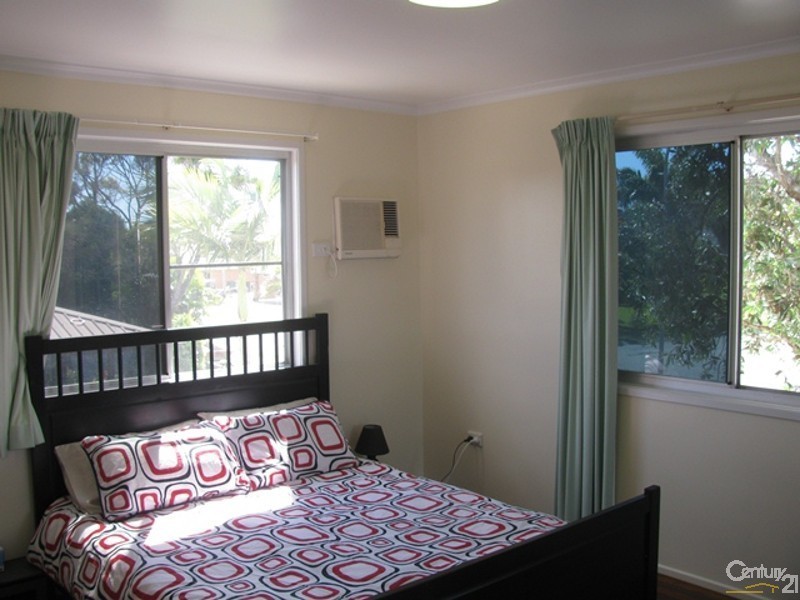 22 Viola Street, Glenella QLD 4740