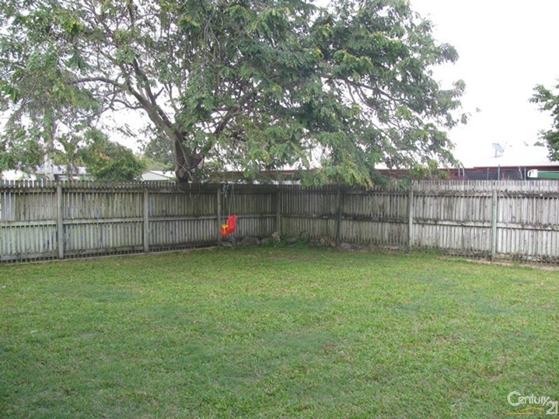 22 Viola Street, Glenella QLD 4740