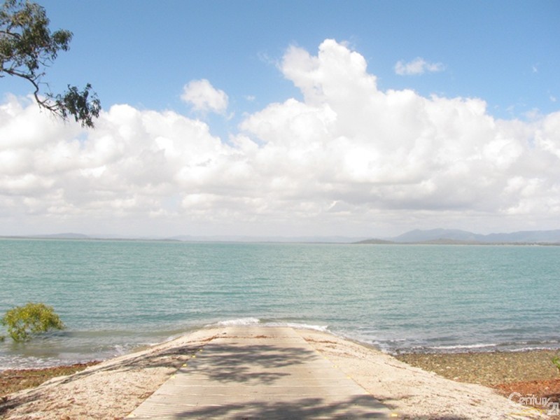 14 Crescent Street, Armstrong Beach QLD 4737