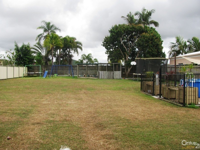 26 Luscombe Street, Walkerston QLD 4751