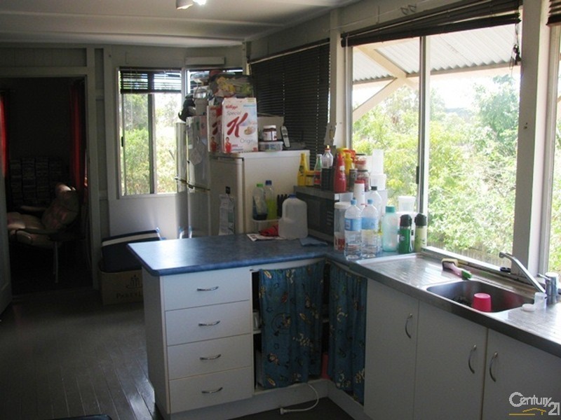 8 Knobel Street, North Mackay QLD 4740