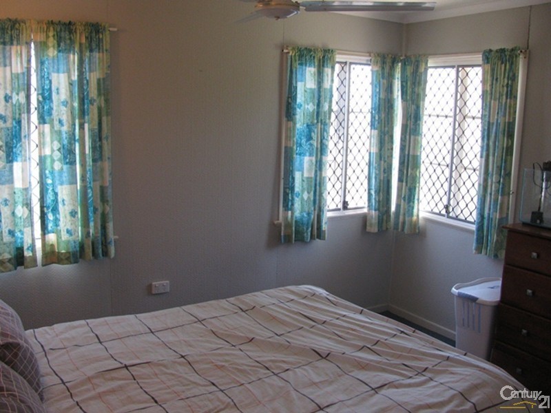 8 Knobel Street, North Mackay QLD 4740