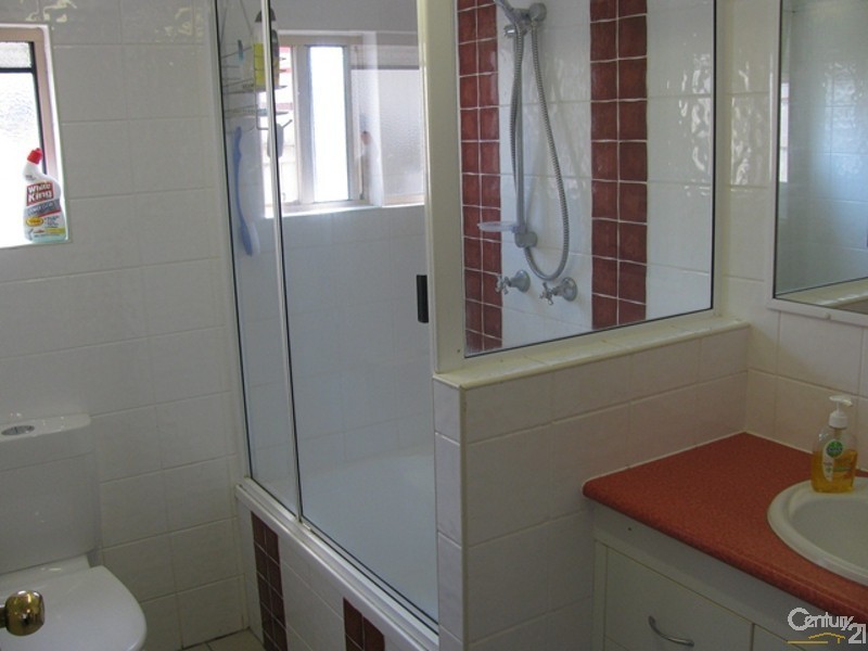 8 Knobel Street, North Mackay QLD 4740