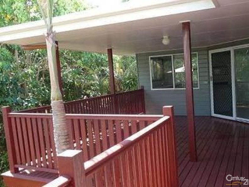 32 Grace Crescent, Slade Point QLD 4740