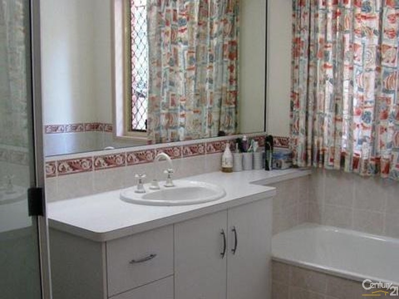 47 Grandview Drive, Mount Pleasant QLD 4740