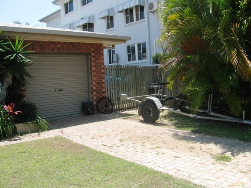 1/8 Prudhoe Street, East Mackay QLD 4740