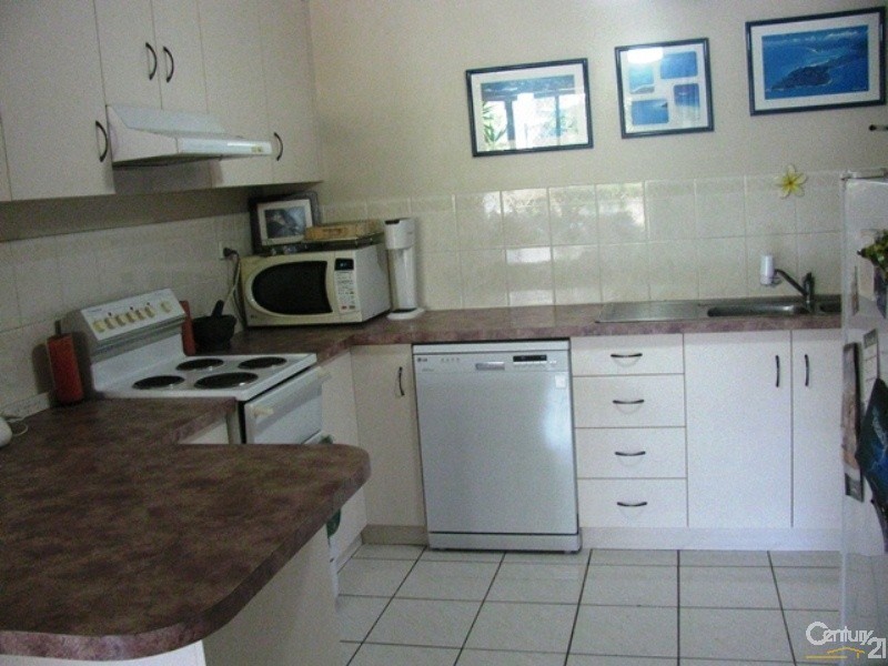 1/8 Prudhoe Street, East Mackay QLD 4740