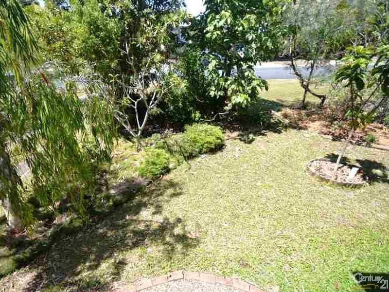 12 Daniel Street, North Mackay QLD 4740