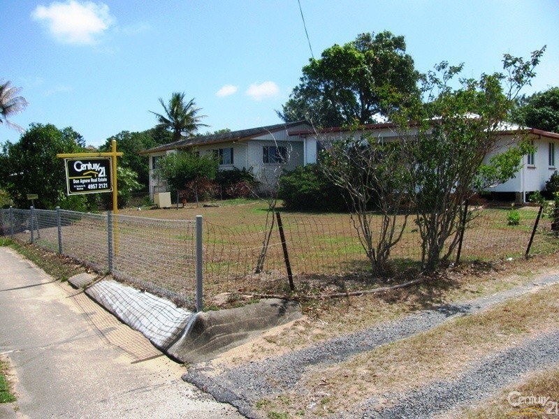 247 Slade Point Road, Slade Point QLD 4740