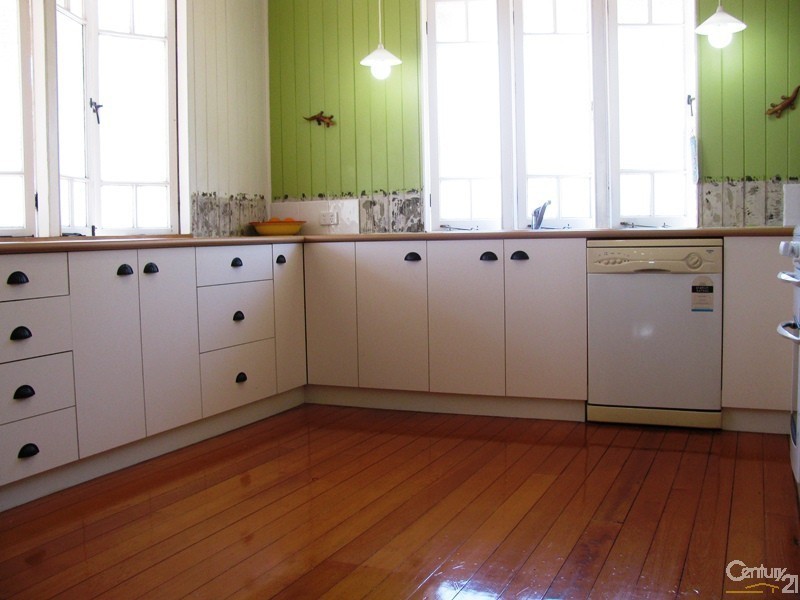 4 Grant Street, Mackay QLD 4740