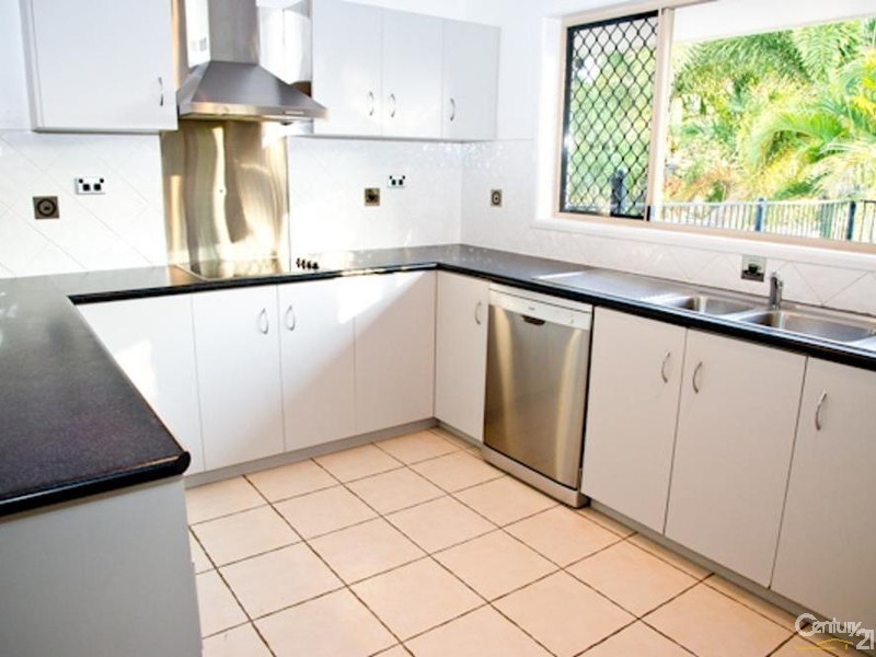 26 McLaughlin Drive, Eimeo QLD 4740