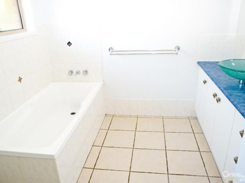 26 McLaughlin Drive, Eimeo QLD 4740