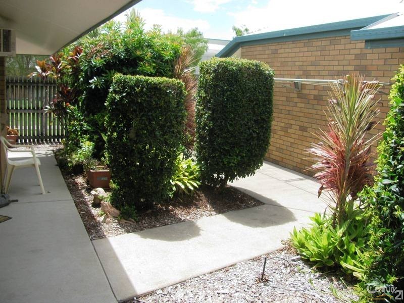 8/4 Don Wright Court, Andergrove QLD 4740