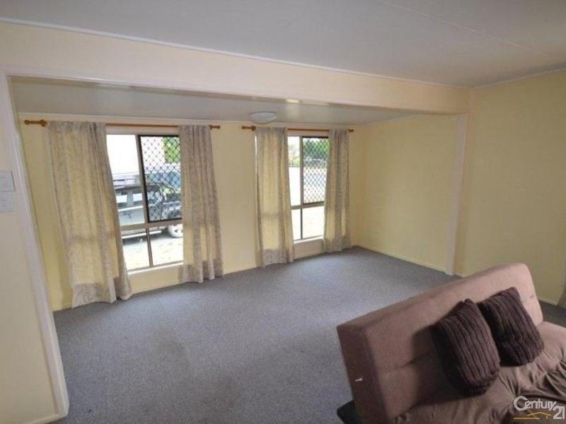 35 Belyando Avenue, Moranbah QLD 4744