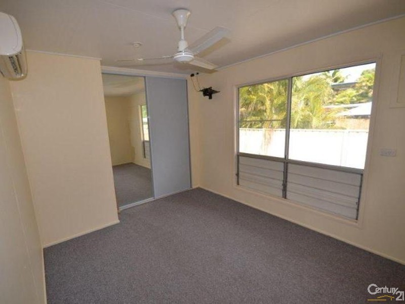 35 Belyando Avenue, Moranbah QLD 4744