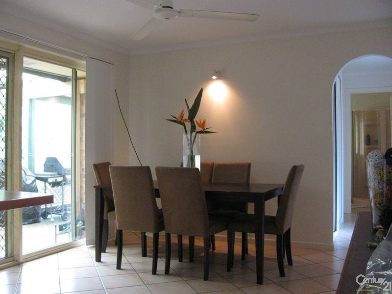 2  McKellar Court, Mount Pleasant QLD 4740