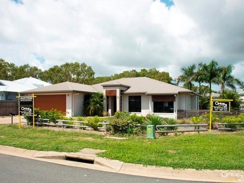 42 Corella Way, Blacks Beach QLD 4740